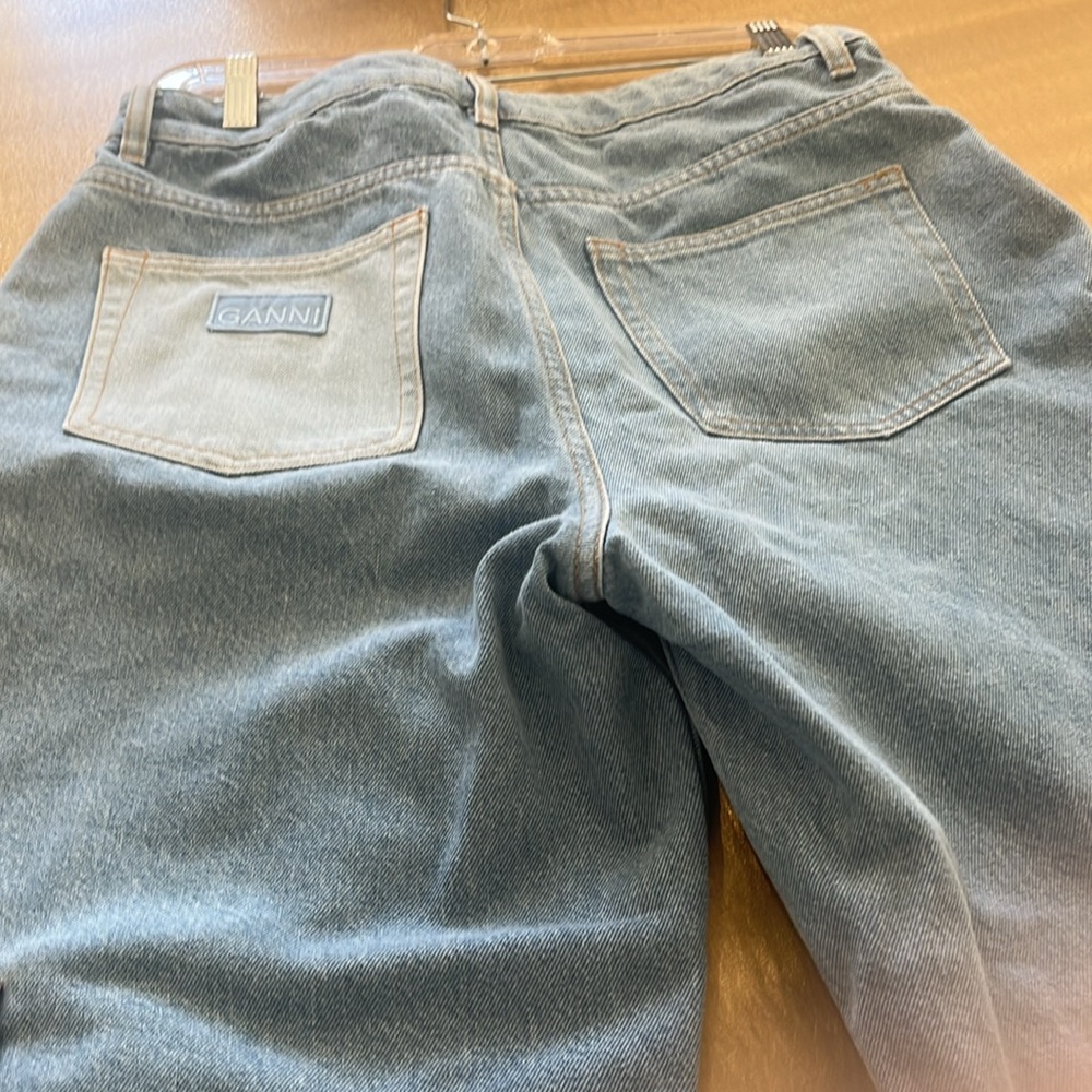 GANNI
High rise cotton denim cargo jeans - Picture 8 of 13